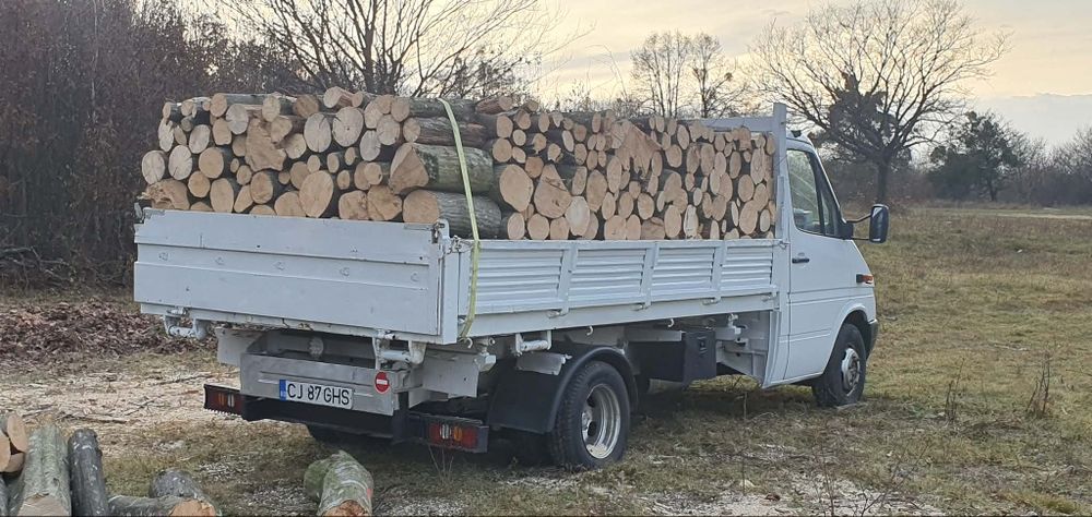 Vând lemne de foc la 320 de lei metru esență tare