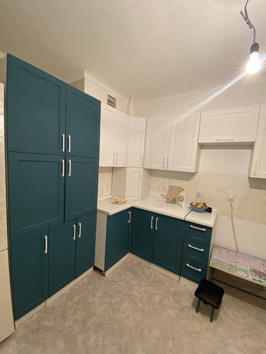 Продам  кухонный гарнитур