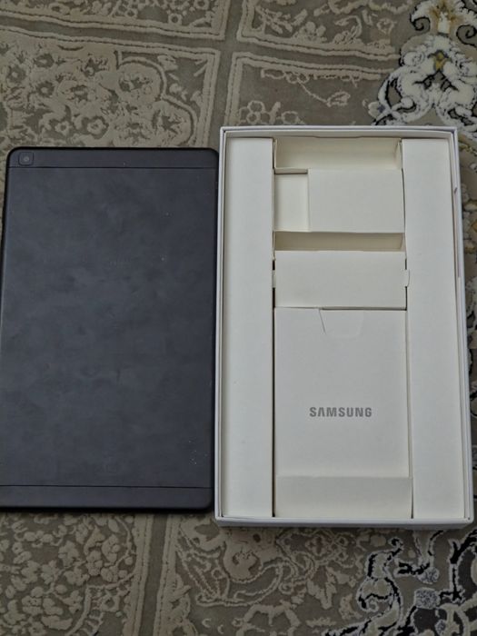 Samsung tab a, airpods pro