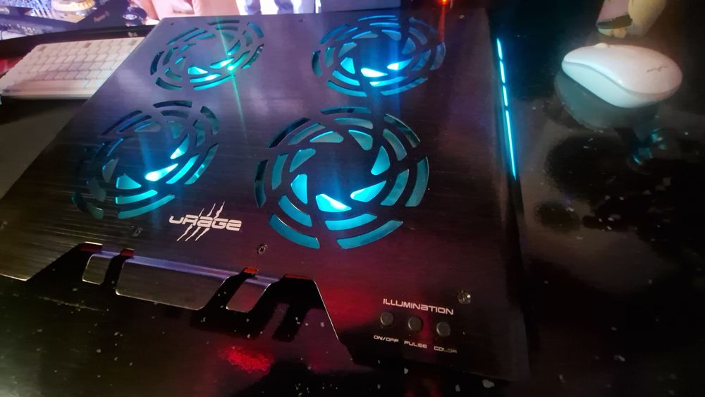 Cooler laptop RGB