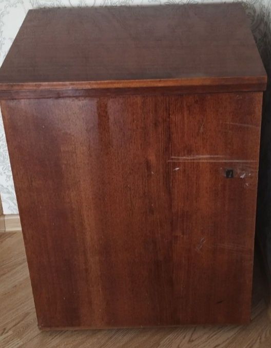 Тумбы для швейных машин