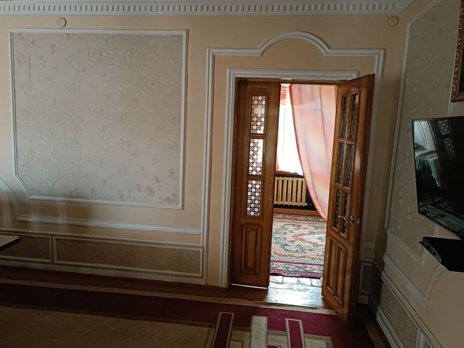 Яшнабад! Продаётся дом 4,05 соток 7 комнат