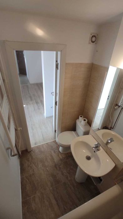 Vânzare - Apartament 3 camere Titan, Sector 3, București, Aleea Barajul Dunării, lângă Piața Miniș și Liceul Al. I. Cuza