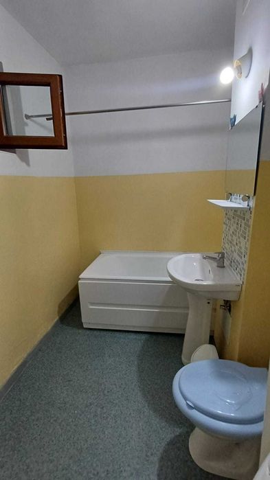 Inchiriez garsoniera - zona Dacia