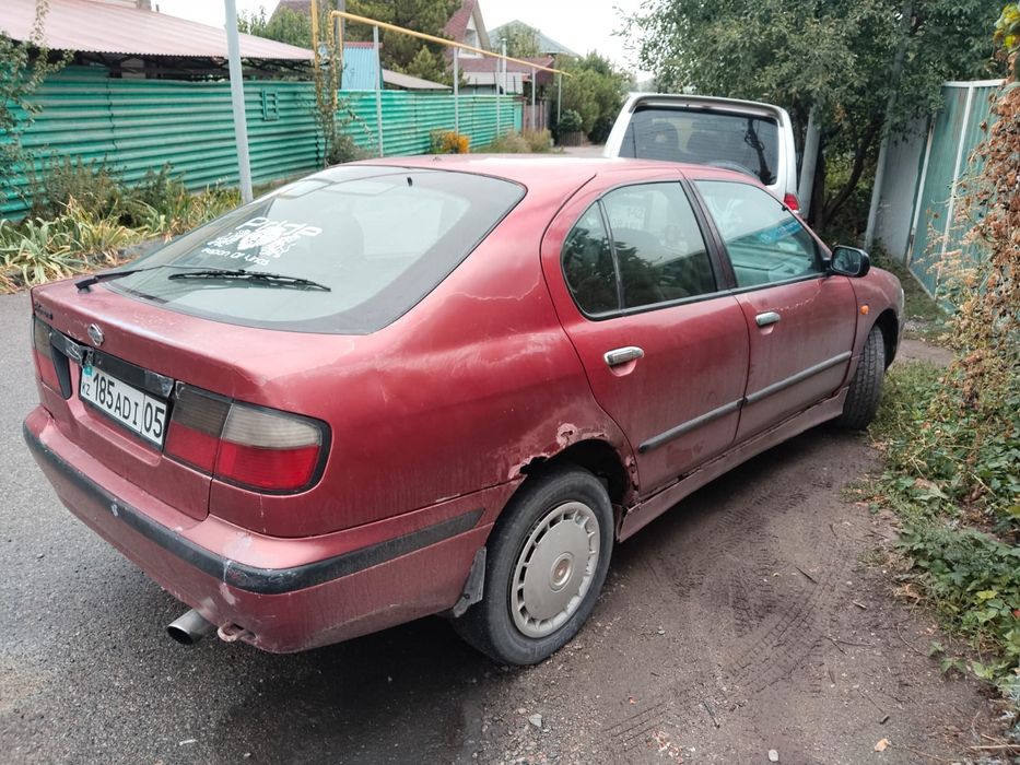 Ниссан примера п11 на запчати