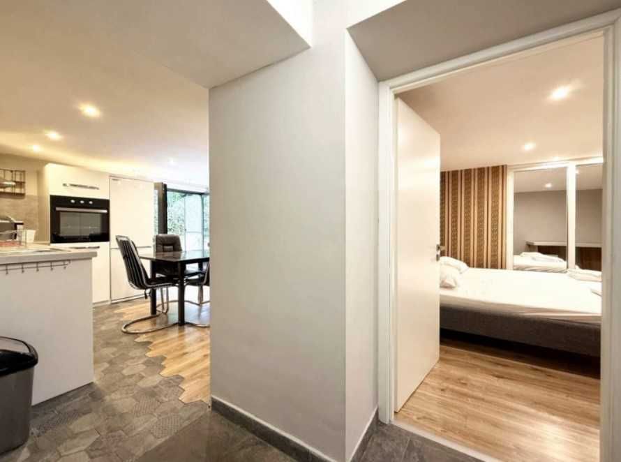 Двустаен апартамент под наем Център