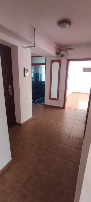 Închiriez apartament 2 camere Bulevardul Gării