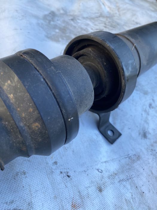 Кардан със висящ лагер за Range Rover Sport 3.6 05-13