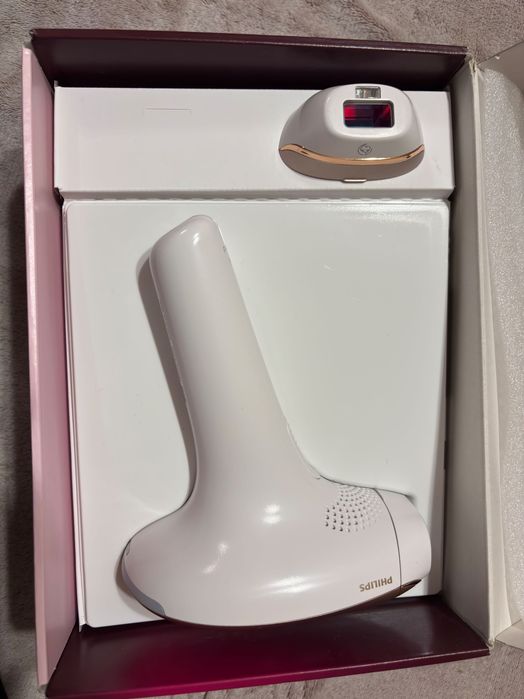 Фотоепилатор Philips Lumea Advanced