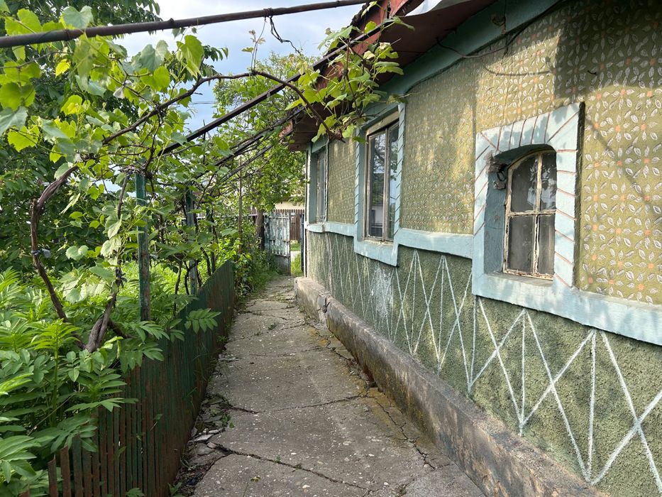 Vând teren în zonă Periş !