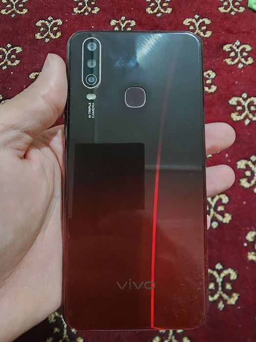 Vivo y12 3x64. Aybi yo'q pul zarl