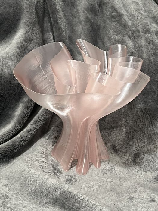 Aranjament floral 3D Premium - Surpriza inedita de 8 Martie.