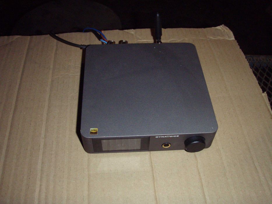 Amplificator compact cu bluetooth Dynavoice Challenger CA802BT