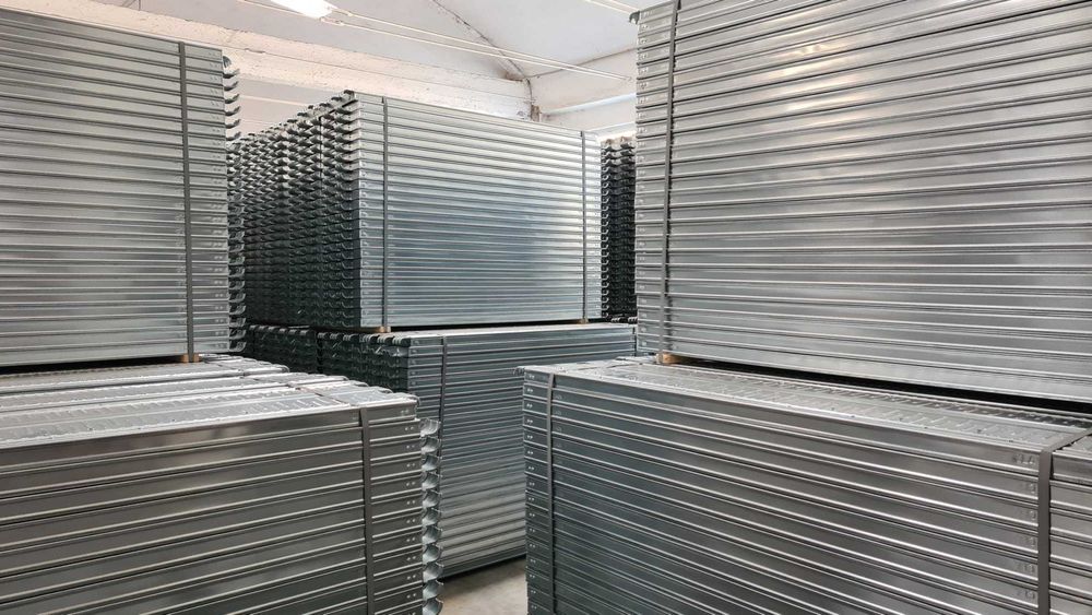 Podine metalice zincate noi, pedane  Fortza 1.8 m