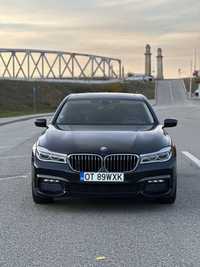 Novosibirsk, Russia - 05.05.2020: Portachiavi BMW con chip - pannello di  controllo con chiusura centralizzata con codice dinamico isolato su fondo  bianco in Foto stock - Alamy