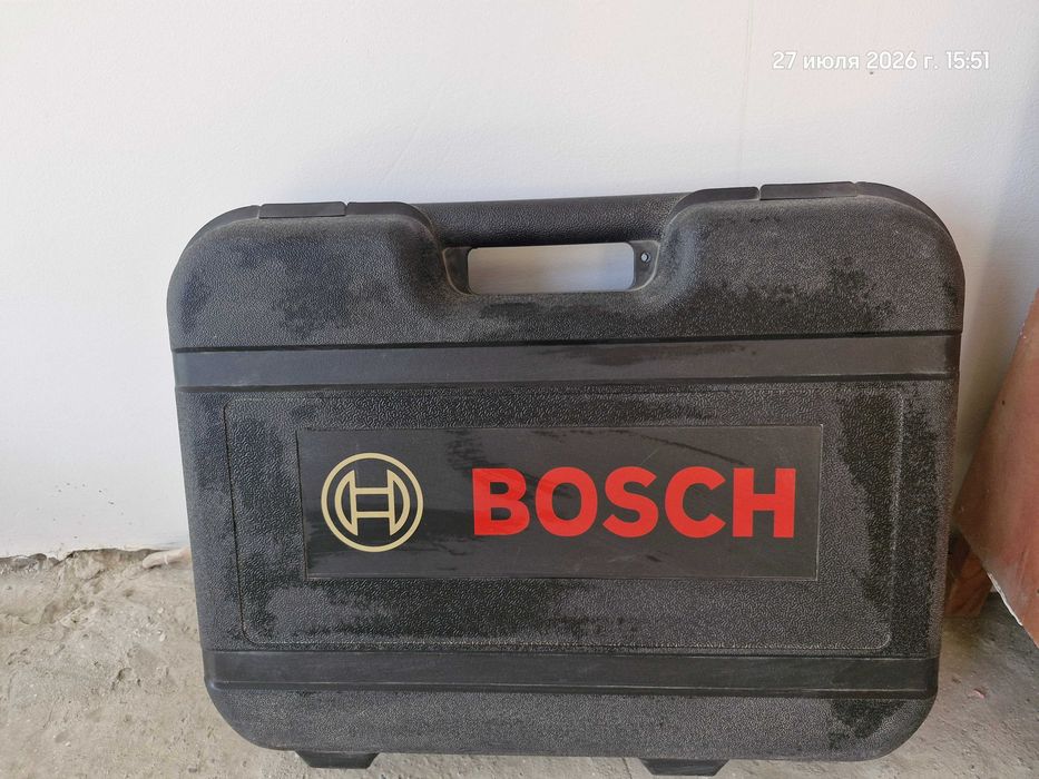 Автомобильная Мултимарочний сканер Bosch 530