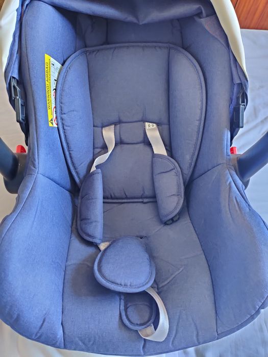 Бебешко кошче за кола.