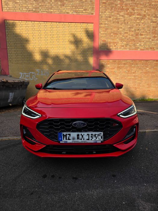 FORD Focus 2024 — imagine 3