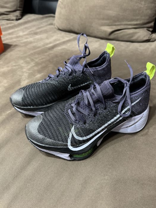 Nike Air Zoom Tempo