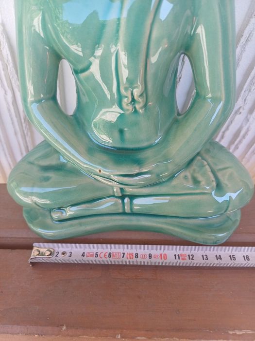 Будистки божества