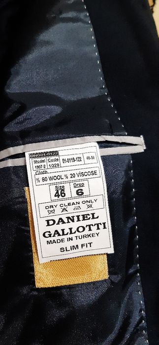 продам костюм размер 46