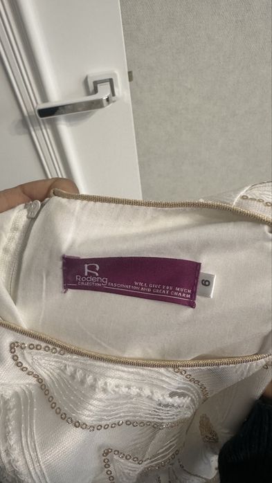 Детский платье белый