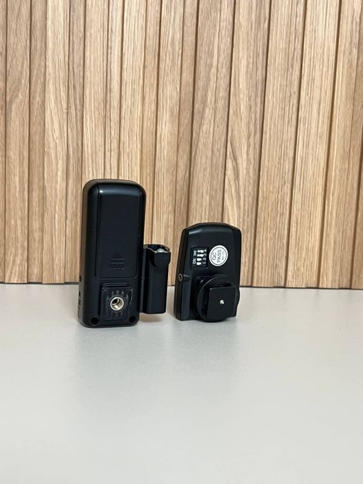 Neewer CT-16 Беспроводной синхрони-затор вспышки (Trigger + Receiver)