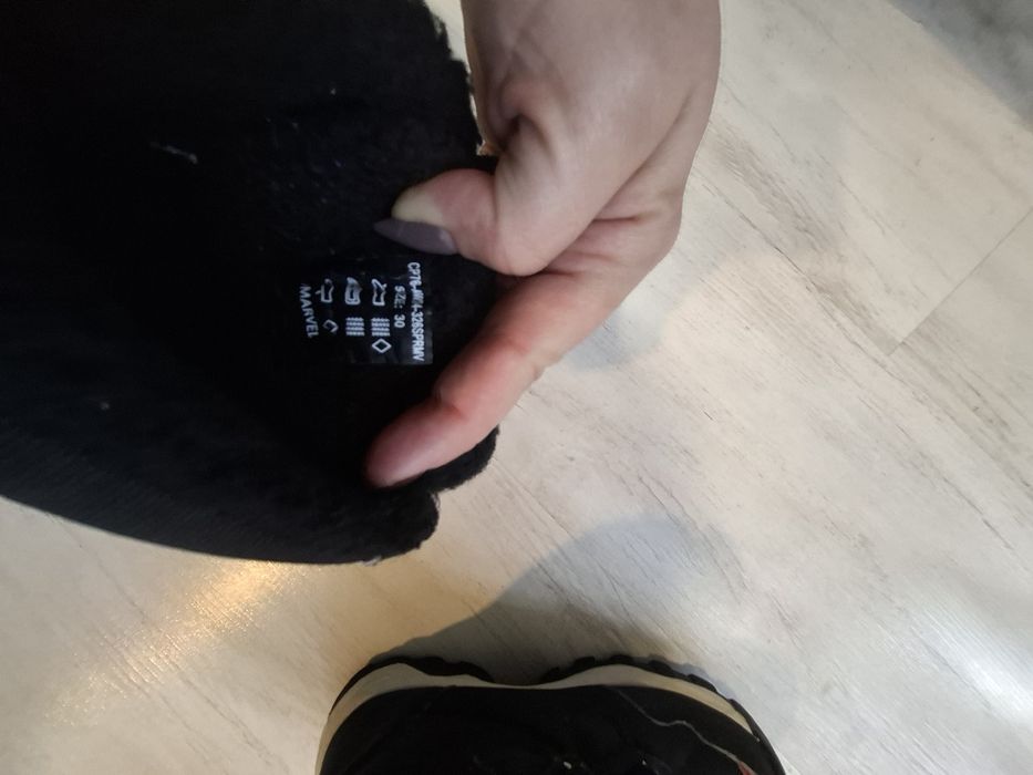 Светещи ботуши на Спайдърмен