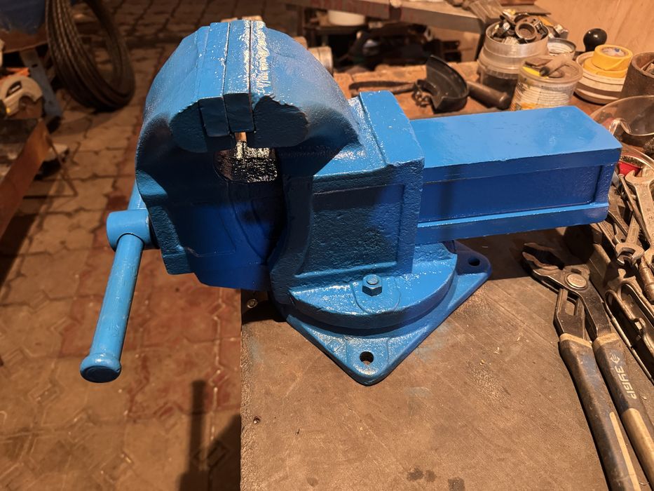 Тиски ссср столярныев идеальном состоянии