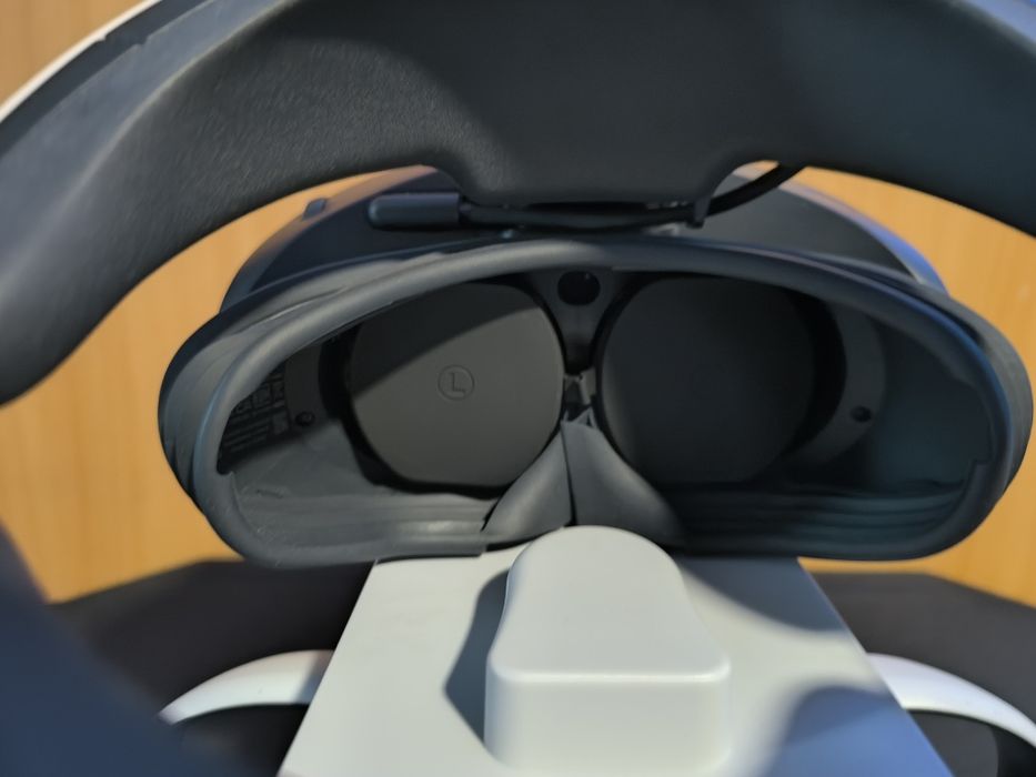 SET: PS VR2 + Stand încărcare + jocuri.