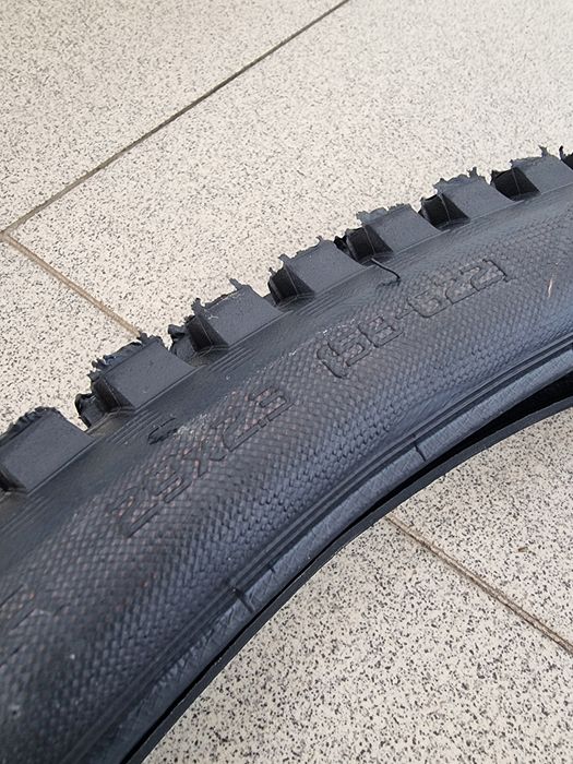 Комплект външни гуми за МТБ
Specialized,29" 2.3