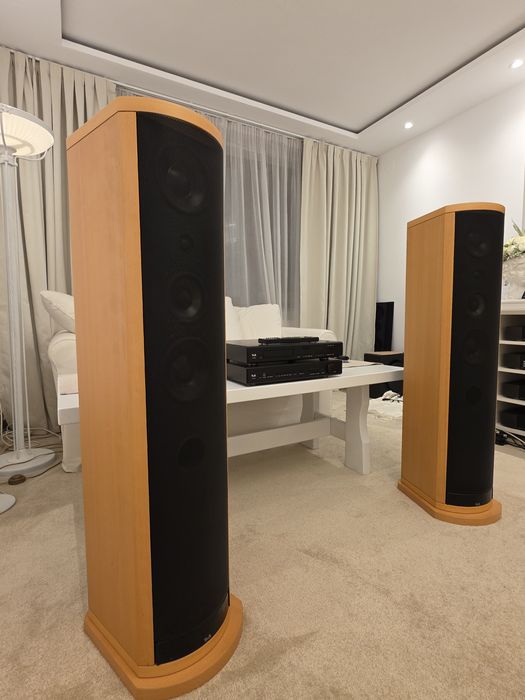 Boxe T+A SOLITAIRE A3D V, Preamplificator T+A PD1200R și T+A CM12