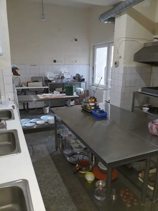 Продава се Магазин в Първомай - 1100 кв.м за 132 €/кв.м - Снимка #2