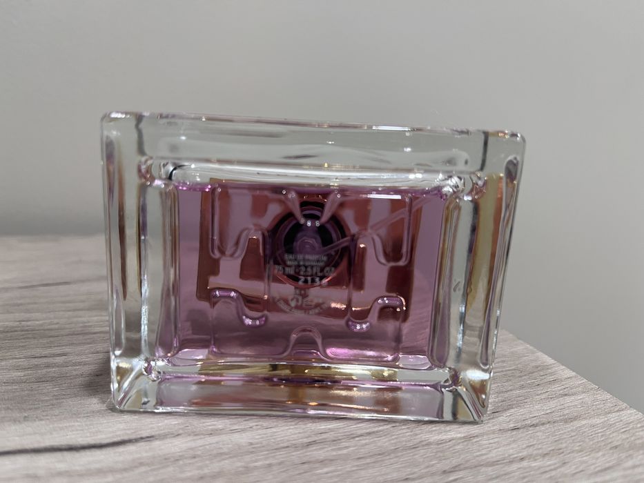 Парфюми Escada Especially, Coach Wild Rose