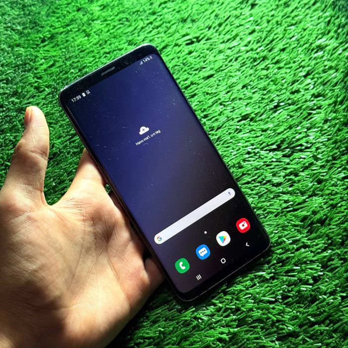 Samsung S9+ 256 gb sotiladi