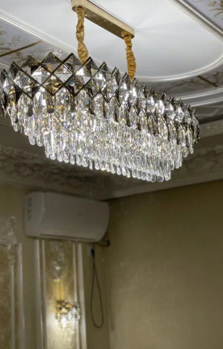 Установка люстри