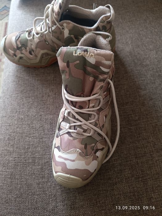 Продам кросовки тактические