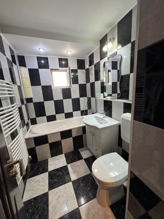 Apartament 4 camere Rosiori de Vede