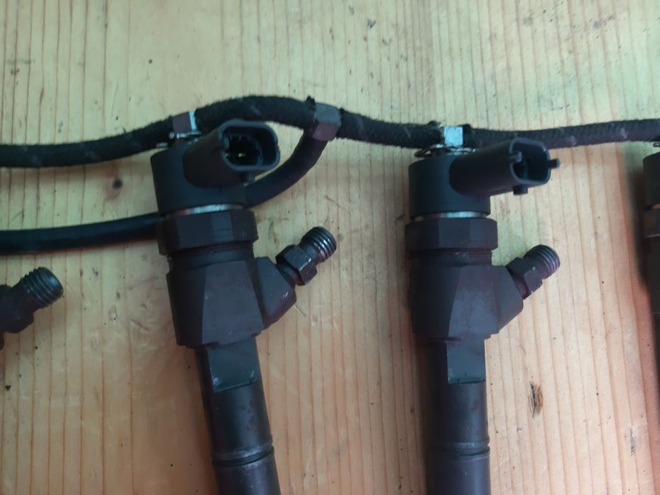 Injectoare OPEL Insignia,Astra j 2.0 cdti cod 55577668
