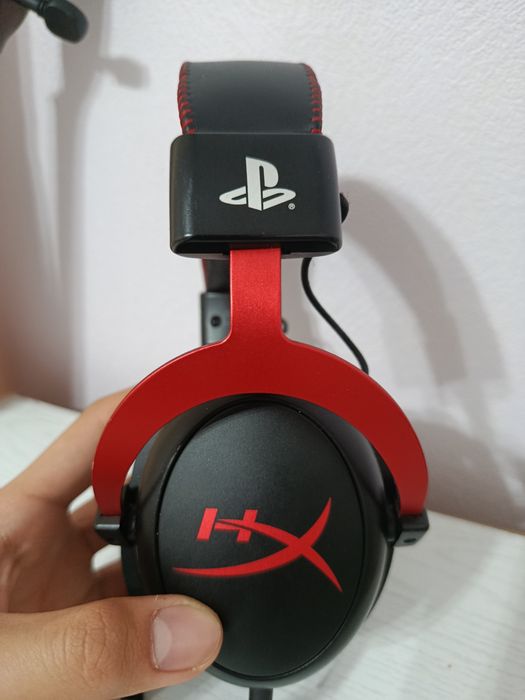 Продам наушники игровые HyperX Cloud 2