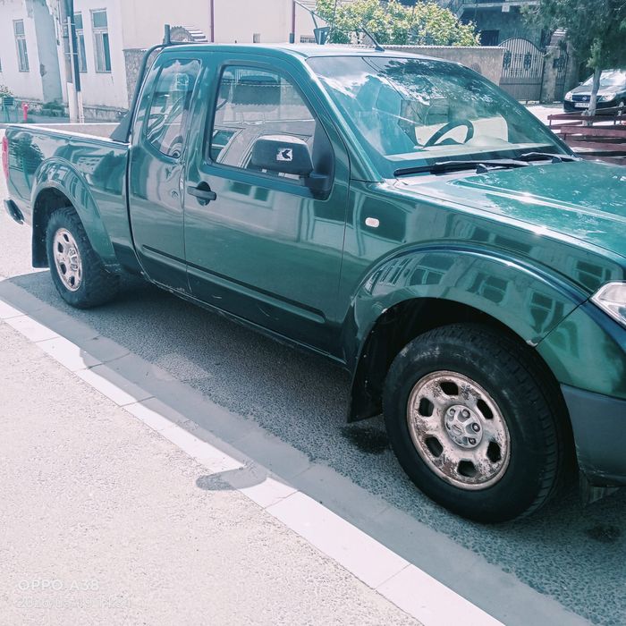 Nissan navara D40