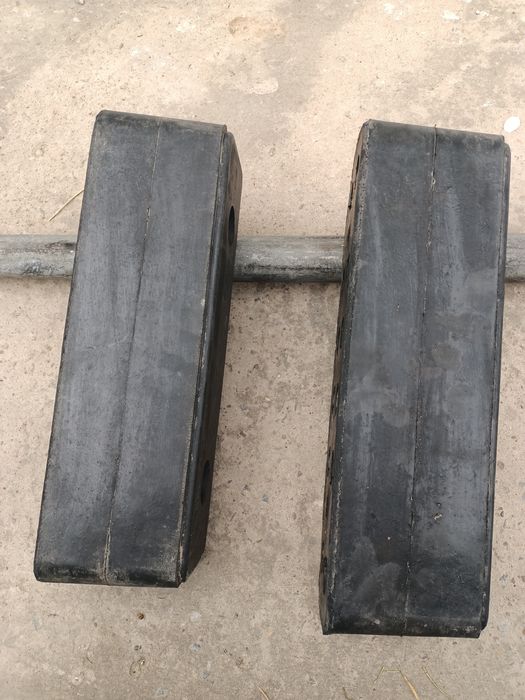 Продам резиновый отбойник