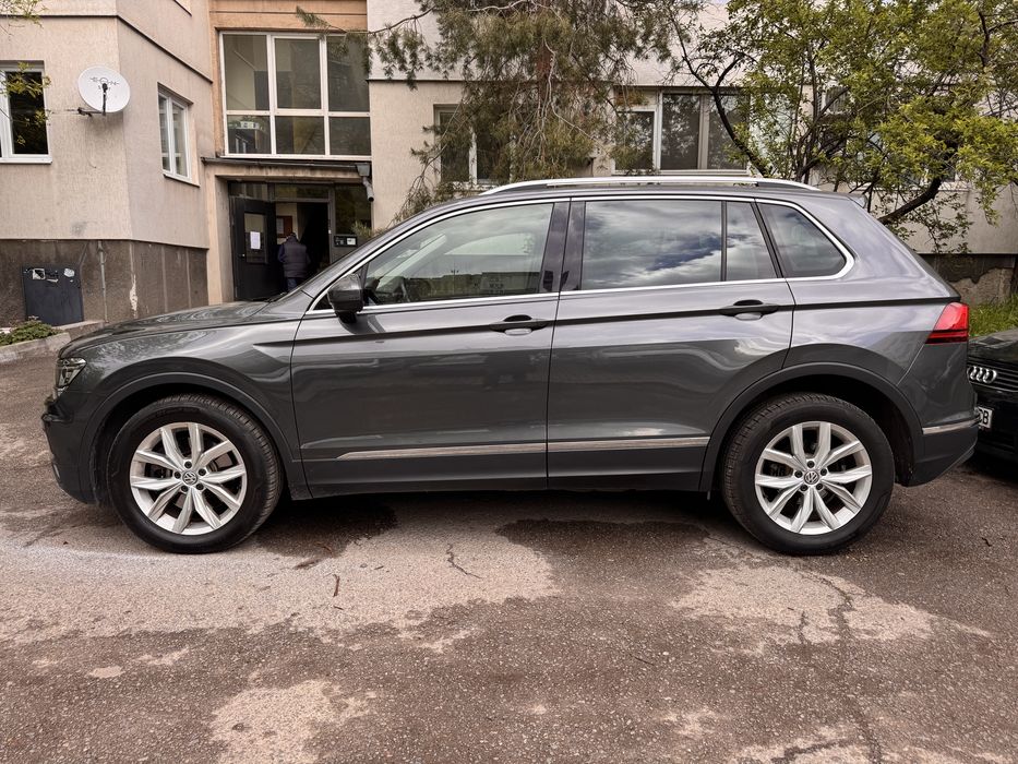 Volkswagen Tiguan Highline 2.0 TDI 190 к.с. 4MOTION DSG, N1