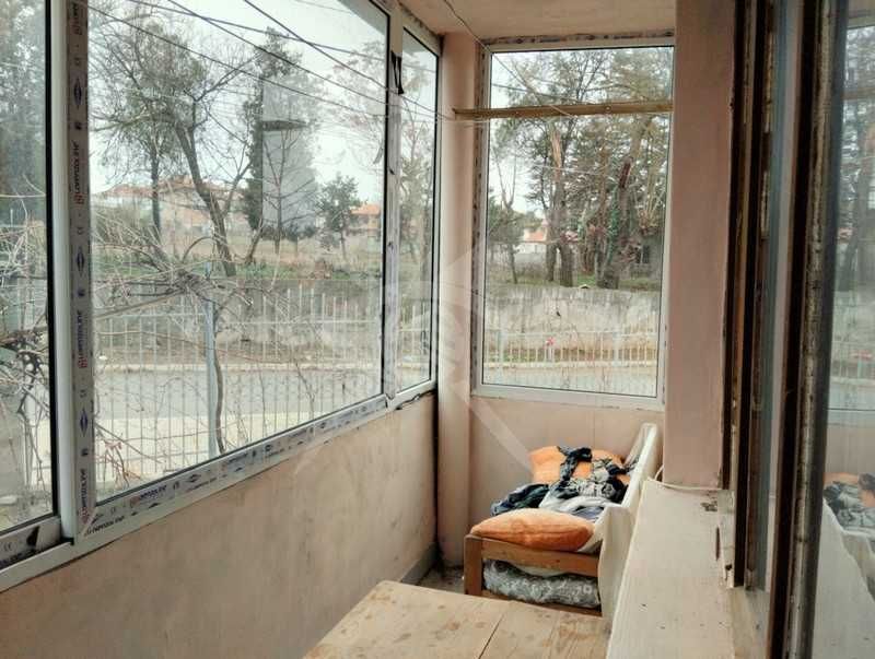 Продава се Къща в Карнобат - 450 кв.м за 200 €/кв.м - Снимка #1