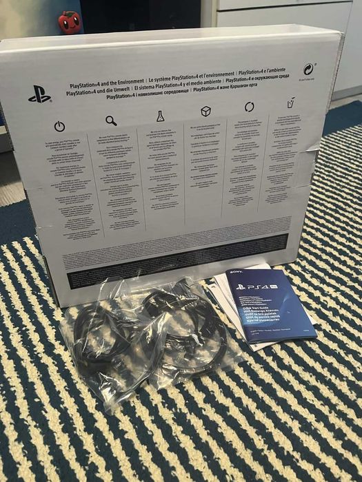 Playstation 4 Pro + 14 Jocuri