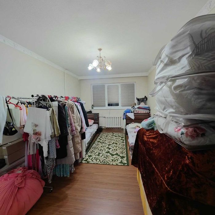 Срочно...Сергели 8 4 хона 8-этаж 100квадрат