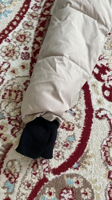 Продам куртку женскую