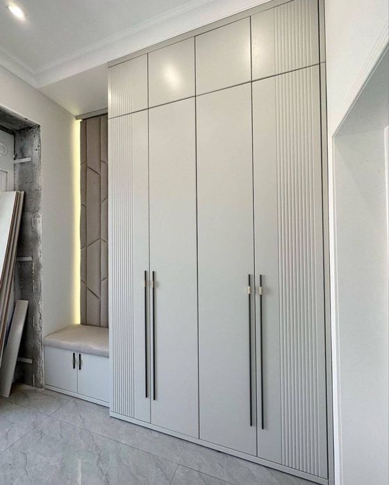 Прихожки и шкафы в прихожую на заказ