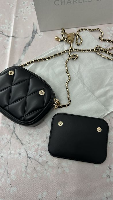 Мини-сумочка Charles & Keith (модель Arwen)
