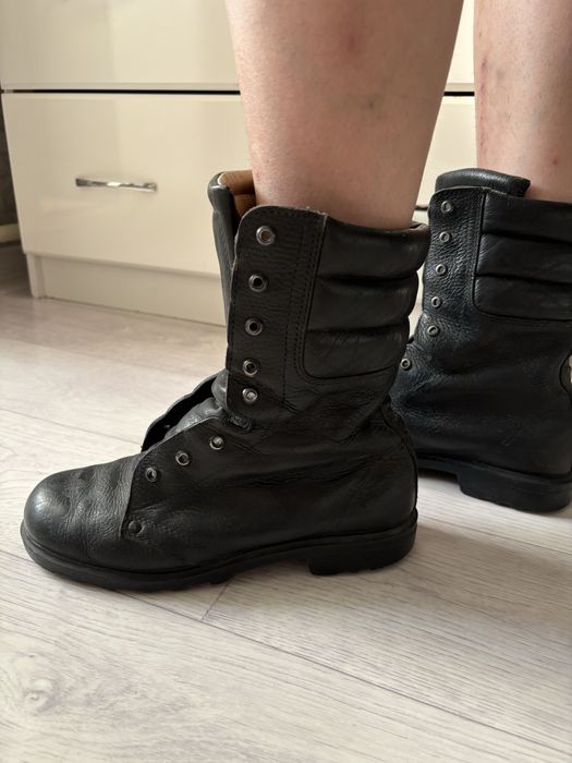 Продам чисто коженые берцы.